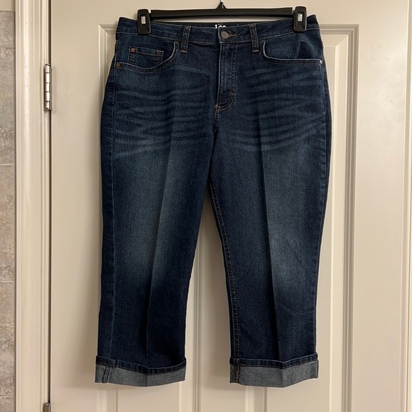Lee Jeans in ladies - Picture 1 of 8